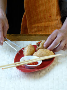 Photo shoot tweezers