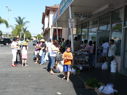 Little-saigon-snacking