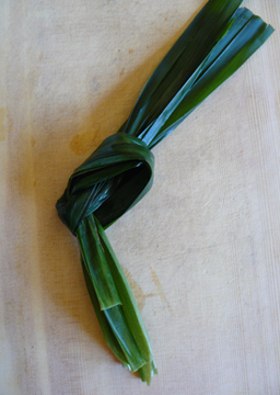 pandan leaf tied in a knot pandan leaf tied in a knot