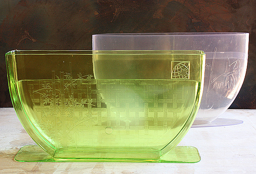 Rice paper water bowls - New Star in the front, Mr. Spring Roll in the back