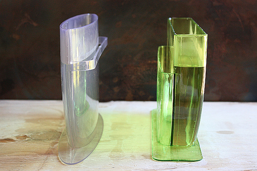 Rice paper dipping bowls - water capacity of the bowls. 