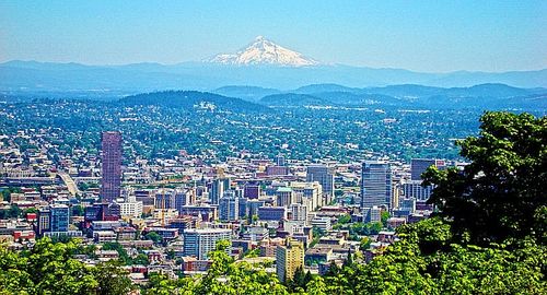 Portland -- fabulous food carts and no taxes