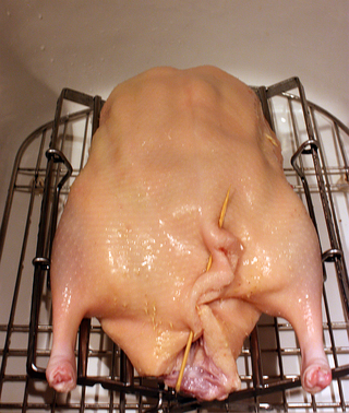 Roast duck scalding