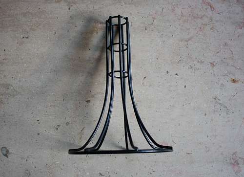 Eiffel tower roaster