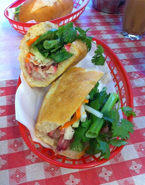 Banh-mi-dac-biet-sing-sing