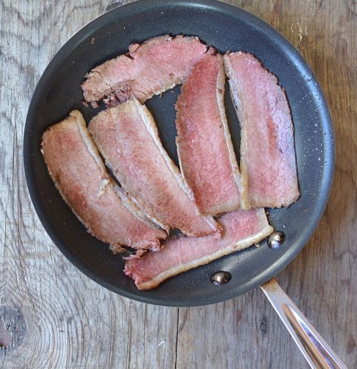 Banh-mi-corned-beef-skillet