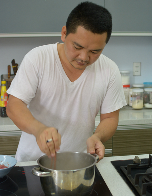 Vo Quoc in Saigon kitchen 2014 Vo Quoc in Saigon kitchen 2014