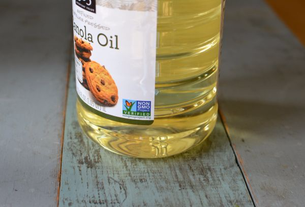 Canola-oil-wf