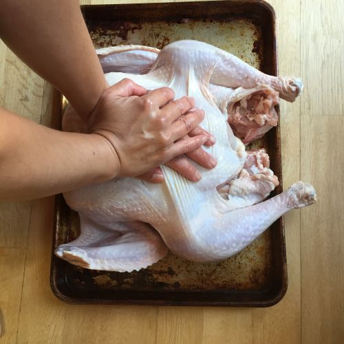 Spatchcock-turkey-flattenn