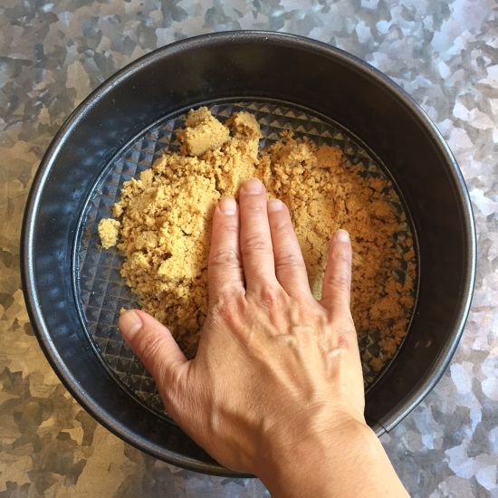 Tofu-cheesecake-crust1