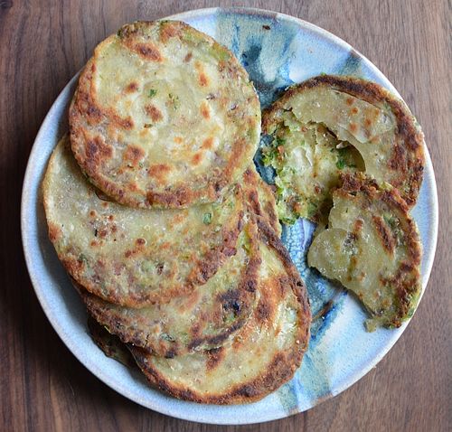 Bacon-scallion-pancake-square