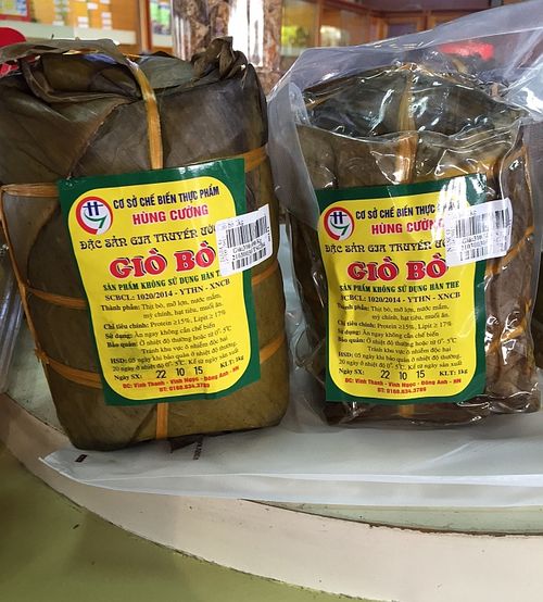 Banhmi-gio-bo-beef-sausage-noi-bai