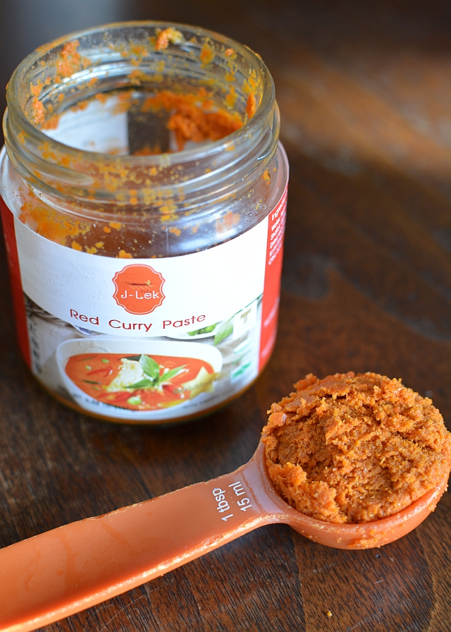 Thai-red-curry-paste-JLek