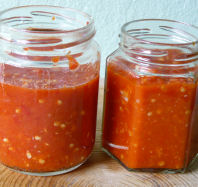 Chili_garlic_sauces