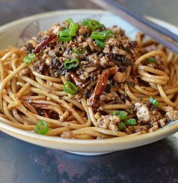 vegetarian dan dan mian