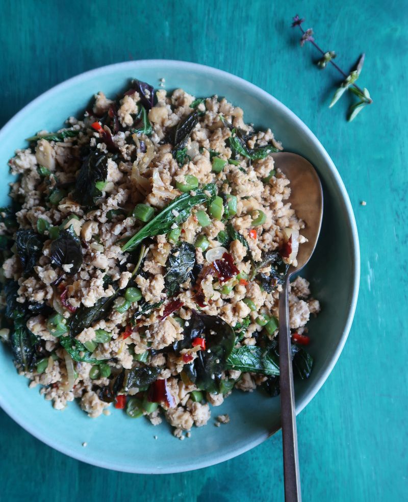 Thai  spicy tofu and basil stir-fry