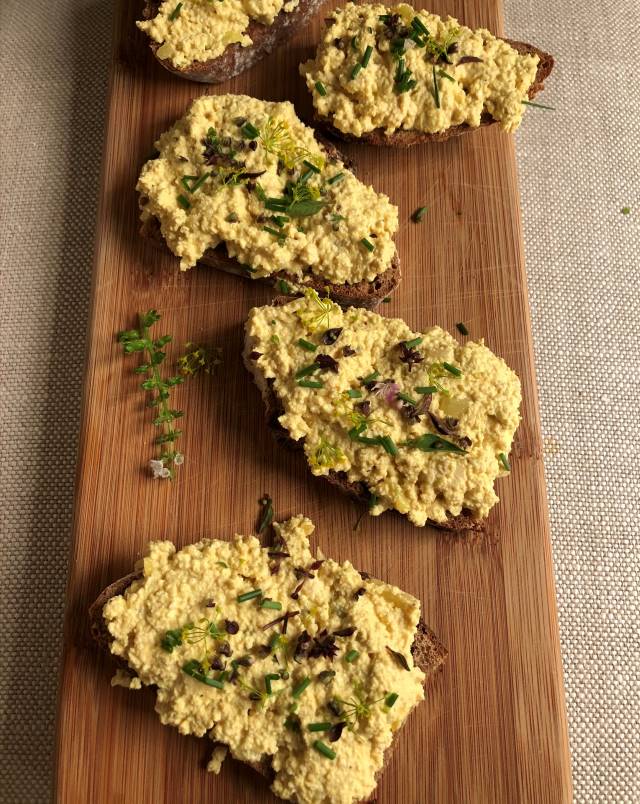 Umami tofu "egg" salad