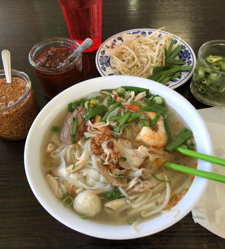 Hu tieu noodle soup