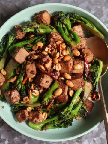 Fiesty Tofu with Broccoli, Chile and Nuts Recipe