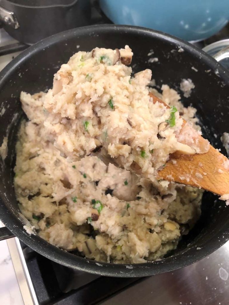 daikon radish cake cooking