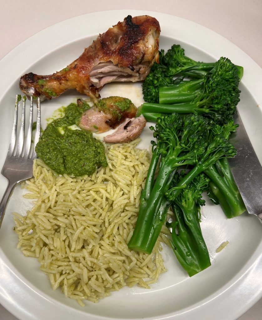 slashed chicken with chutney